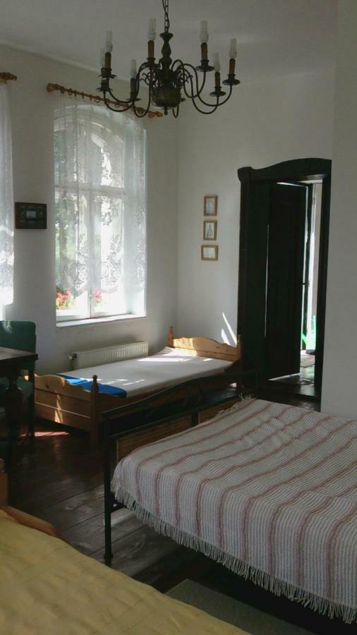 Dom Pod Orlimi Skalami - Blisko Zamku Czocha Apartment Leśna Exterior foto