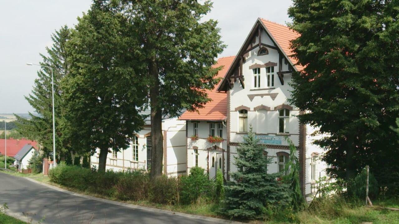 Dom Pod Orlimi Skalami - Blisko Zamku Czocha Apartment Leśna Exterior foto